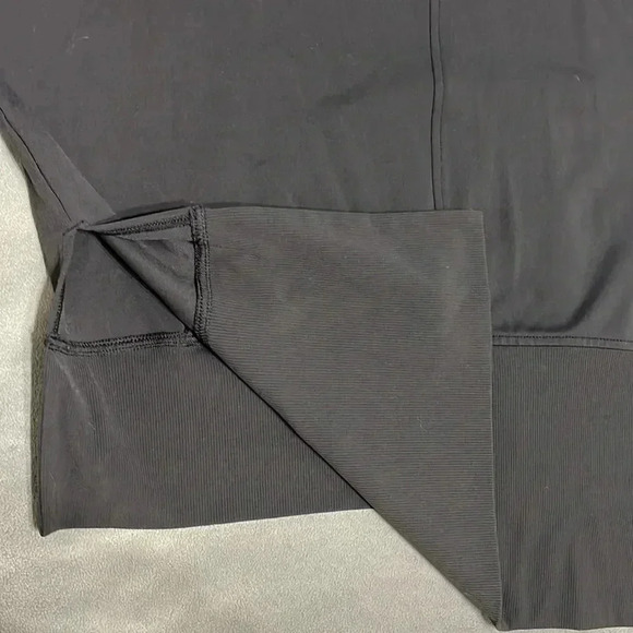 🩷 Athleta Black Cropped Hoodie - Picture 5 of 5